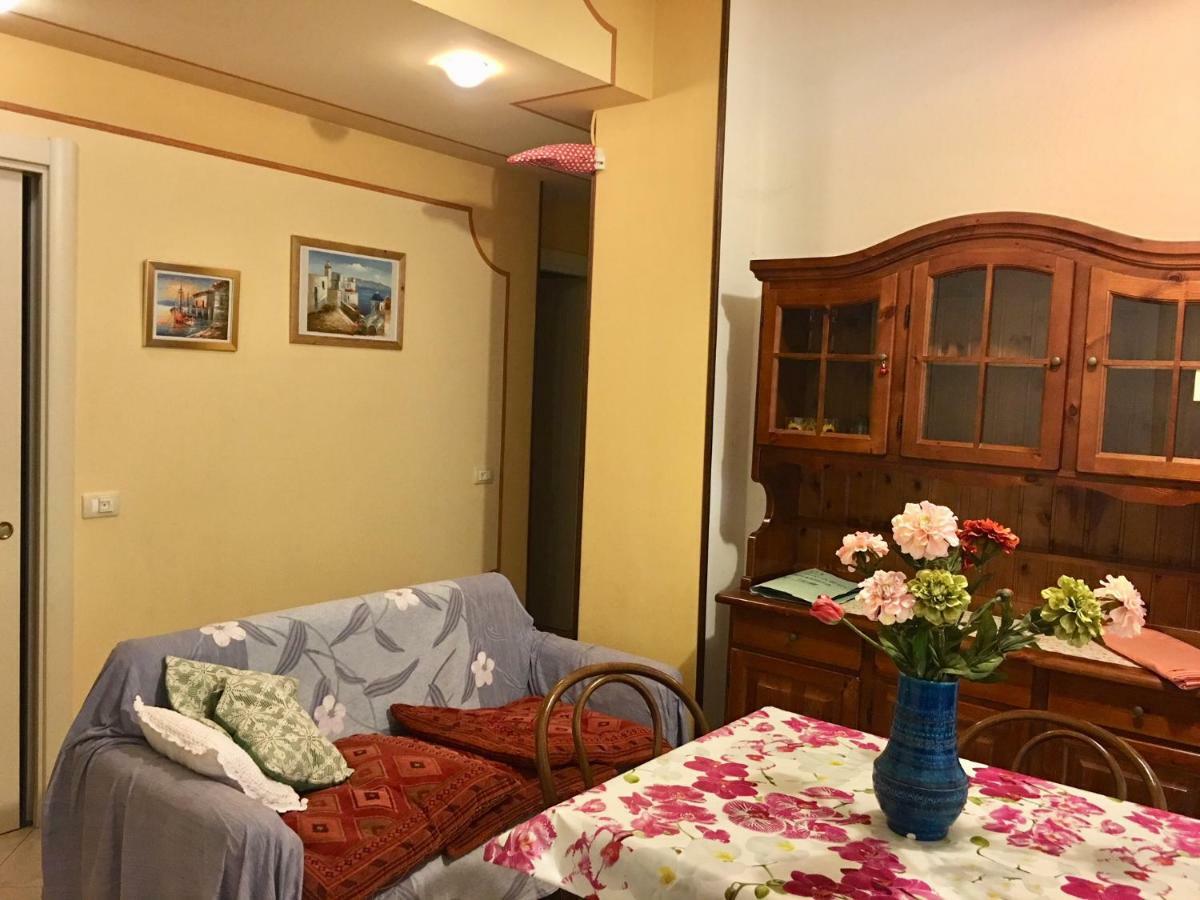 Casa Vacanza Angela Villa Bonassola Buitenkant foto